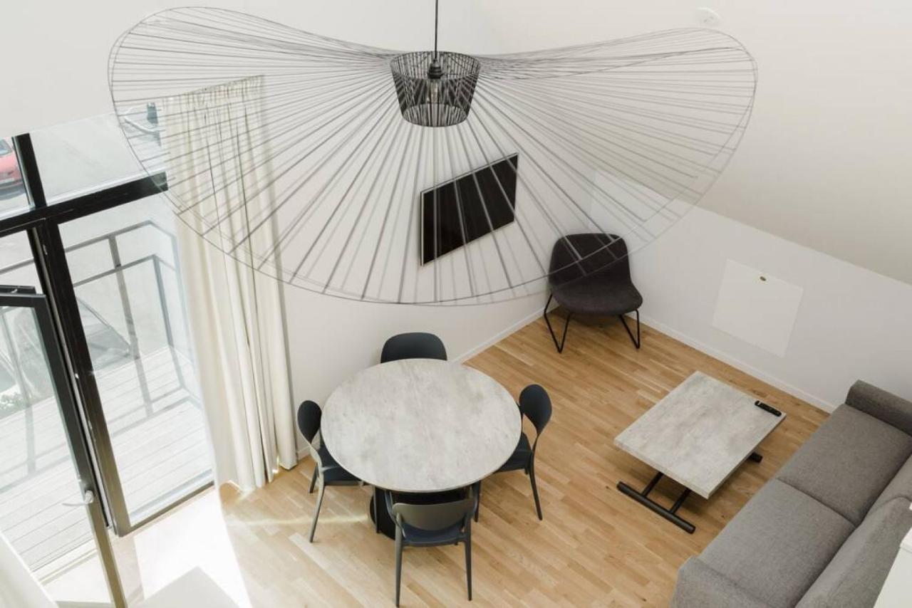 All In One Loft With Balcony And Free Parking Lidingö Exterior foto